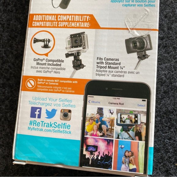 3/$25 || Selfie Stick - Picture 4 of 6